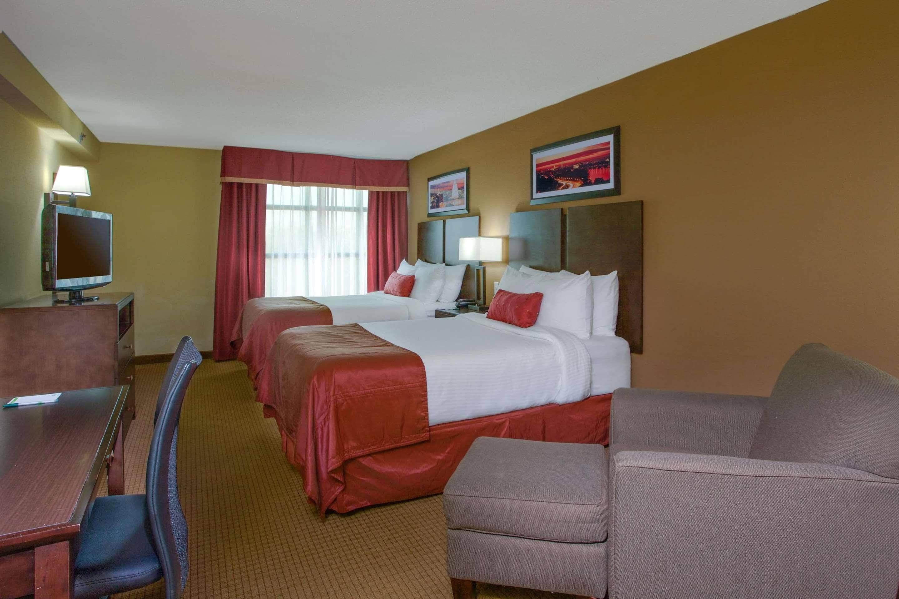 Hotel Wingate By Wyndham - Dulles International Chantilly Exterior foto