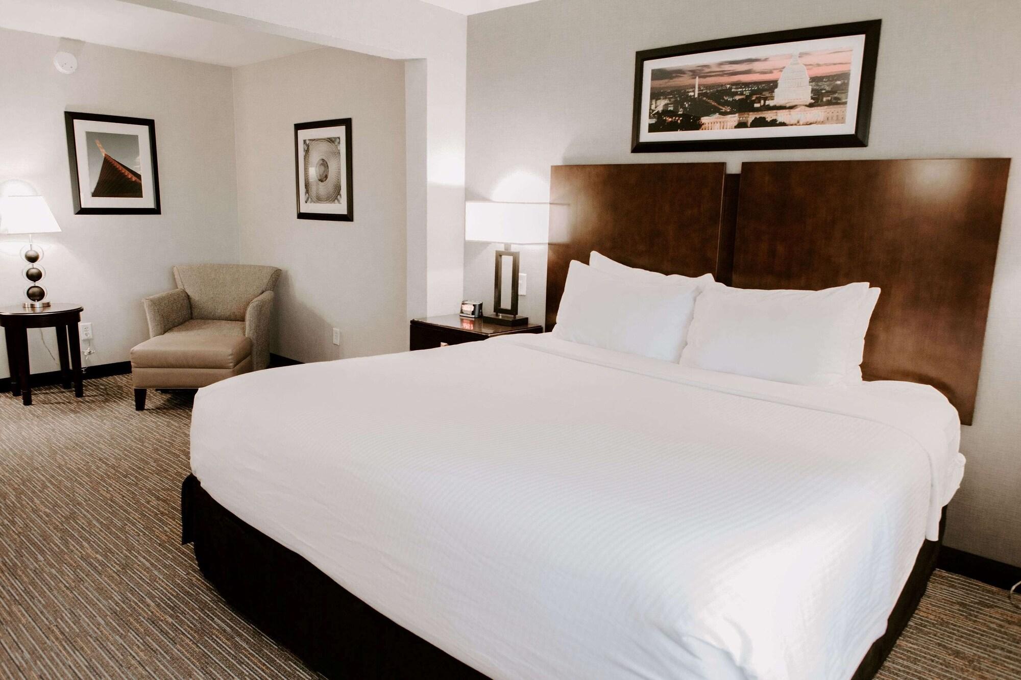 Hotel Wingate By Wyndham - Dulles International Chantilly Exterior foto