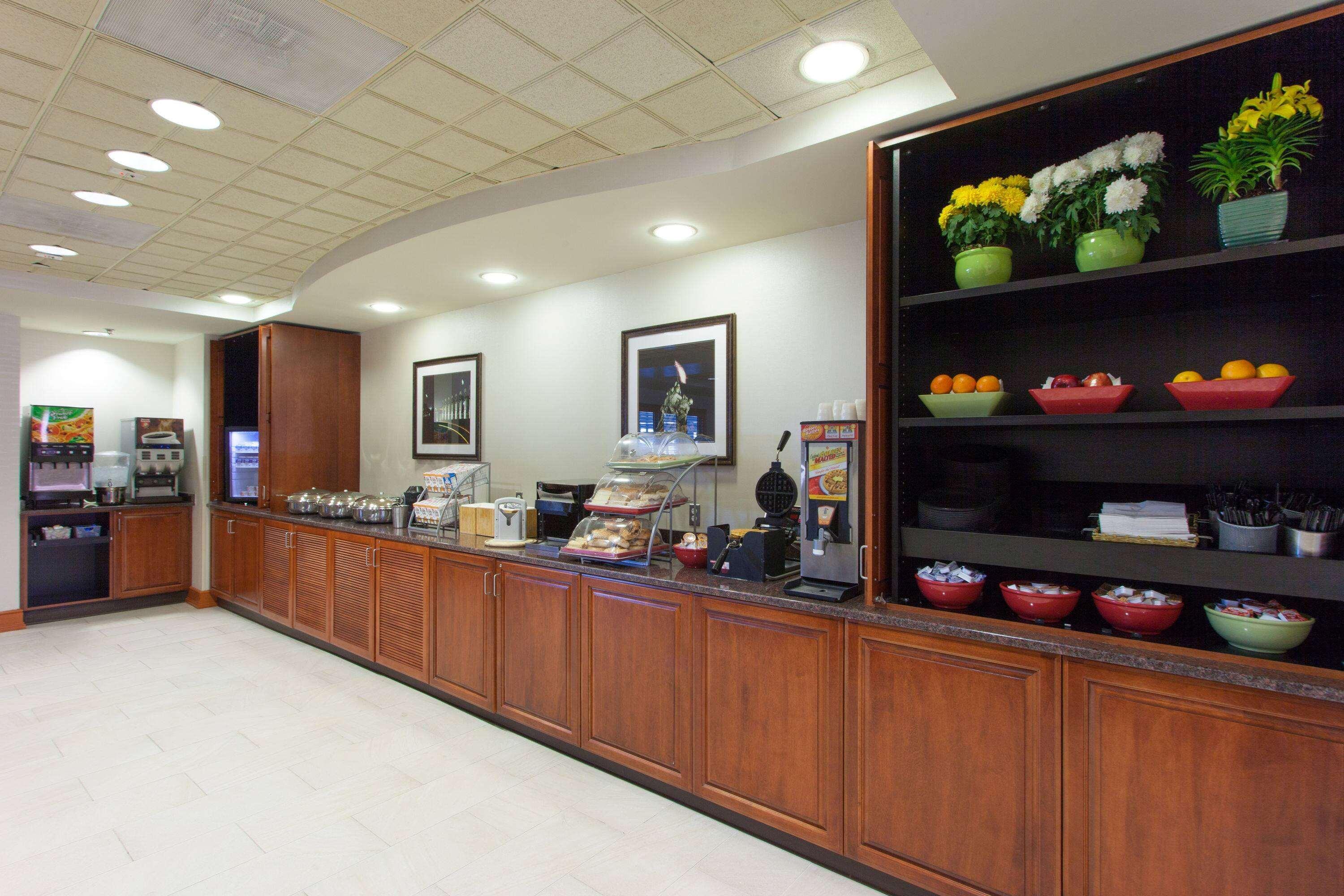 Hotel Wingate By Wyndham - Dulles International Chantilly Exterior foto