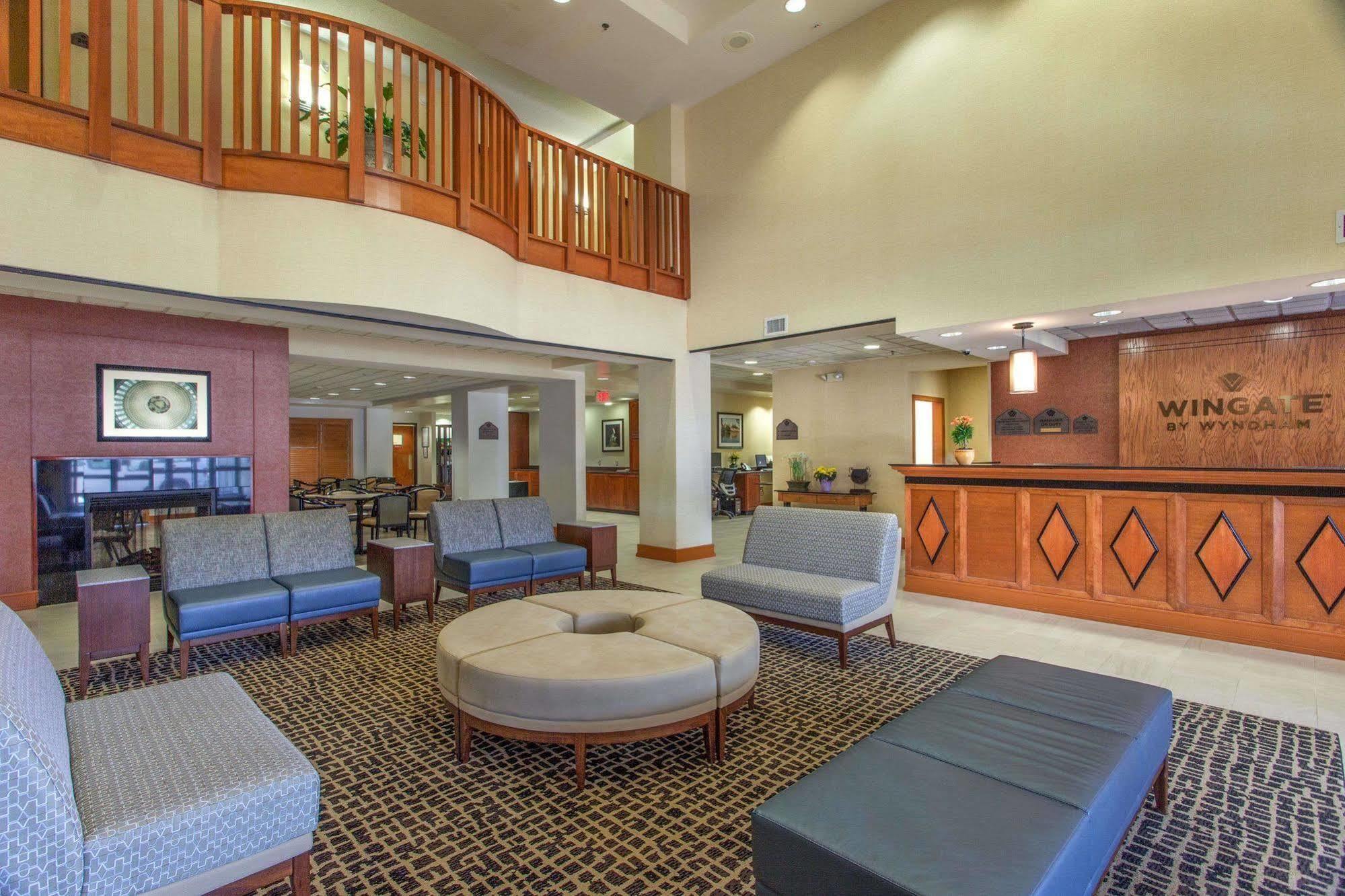 Hotel Wingate By Wyndham - Dulles International Chantilly Exterior foto