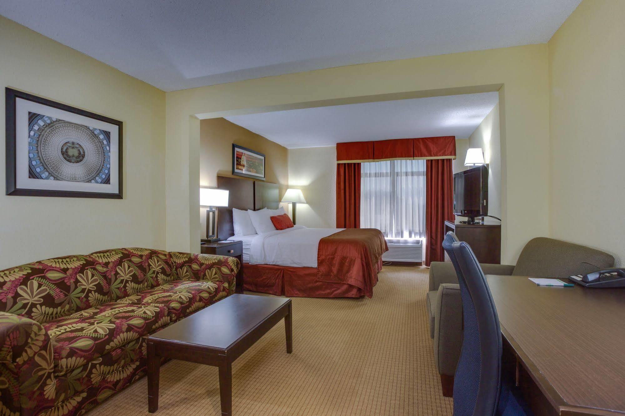 Hotel Wingate By Wyndham - Dulles International Chantilly Exterior foto